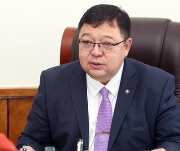 С.Эрдэнэ: Засгийн газраа өөрчилж, солих нь МАН-ын асуудал