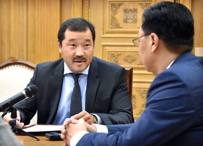 УИХ-ын гишүүн Ж.Бат-Эрдэнэ ЖДҮ-ийг хөгжүүлэх санал хүргүүллээ