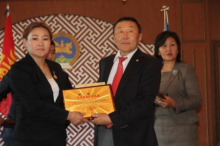 Дэлхийн медальтнуудад хүндэтгэл үзүүллээ