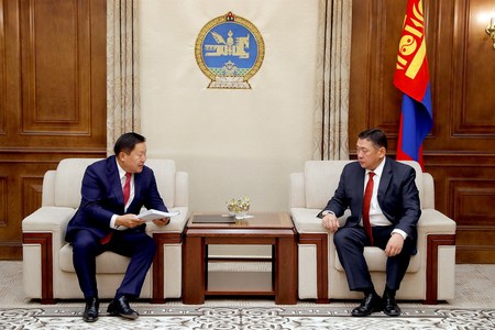 Зээлийн өсөлт эдийн засгийн хэт халалтыг бий болгож болзошгүй 
