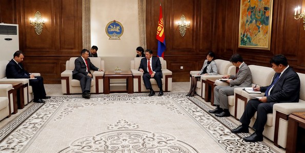 Элчин сайд Ахмет Язалыг хүлээн авч уулзлаа