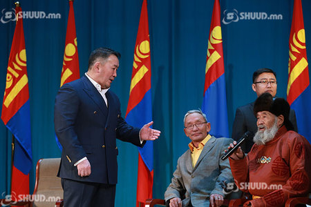 Ерөнхийлөгч Сүхбаатар дүүргийн иргэдтэй уулзана