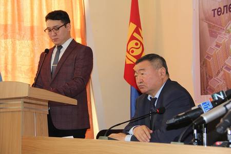 Гэр хорооллын дахин төлөвлөлтийн төсөл хэрэгжүүлэгчидтэй уулзалт хийлээ