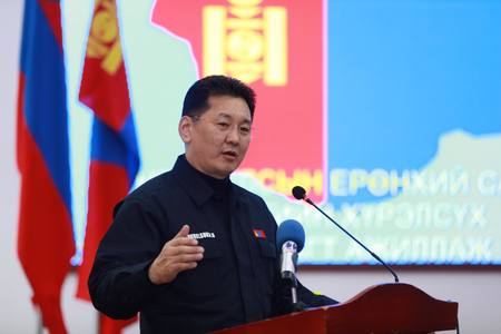 Ерөнхий сайд Сүхбаатар аймагт ажиллаж байна