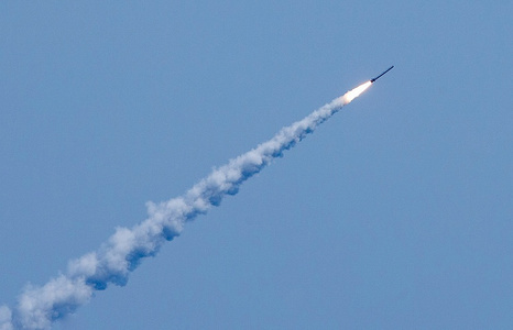 Босогчид ОХУ-ын “Су 24” онгоцыг устгаж, нисгэгчийг нь хөнөөжээ 