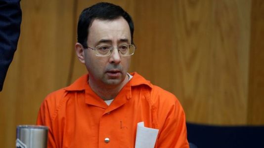 Нассарын бэлгийн дарамт үзүүлсэн хохирогчийн тоо 265-д хүрчээ