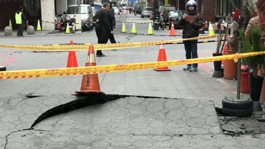 Тайваньд болсон газар хөдлөлтөөр 145 хүн сураггүй болжээ