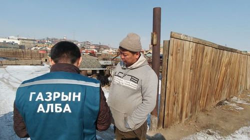 Газар өмчлөлийн аяныг дахин эхлүүллээ