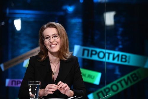 Халз мэтгэлцээний үеэр Собчакийг уйлуулжээ