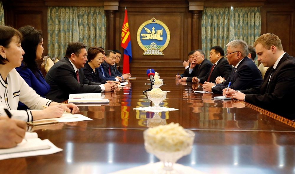 Хурал монголии. Хурал монголии. Хурал монголии. Великий государственный хурал. Хурал монголии.