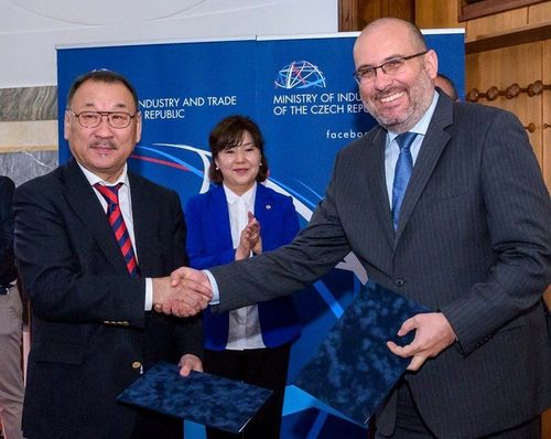 Прагийн амьтны хүрээлэнтэй хамтын ажиллагааны санамж бичиг байгууллаа