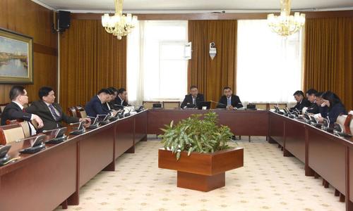 Төсвийн байнгын хороо хуулийн төслүүдийг хэлэлцэхийг дэмжлээ