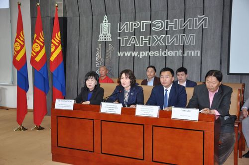 “Эерэг хандлага, хөгжил” аяныг эхлүүлэв