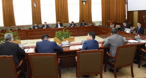 Ерөнхийлөгч Хуульзүйн байнгын хороог хууль зөрчсөн гэж буруутгалаа