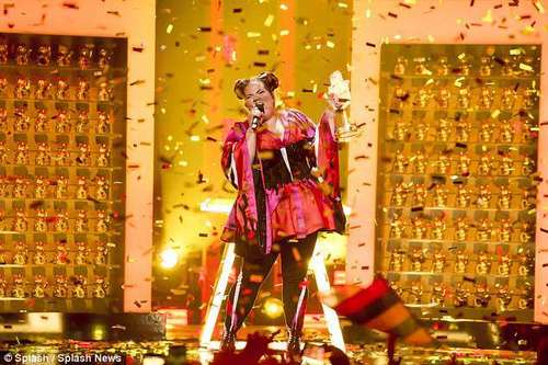 Израйлийн дуучин “Eurovision” тэмцээний ЯЛАГЧ боллоо