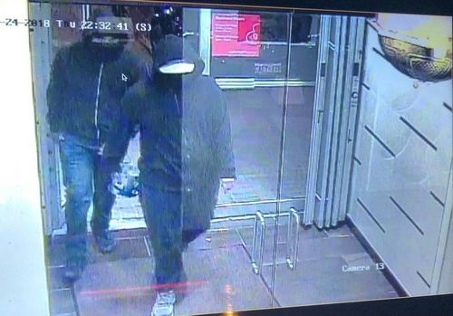 Энэтхэг зоогийн газарт дэлбэрэлт болж, 15 хүн гэмтжээ