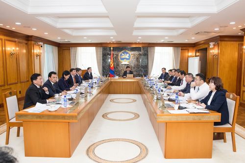 “Эрдэм төв”-ийн газрыг төвийн мэдэлд нь үлдээнэ