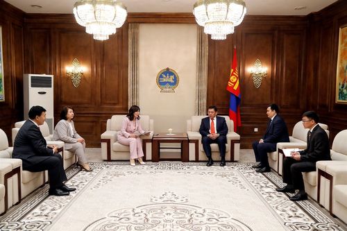 Валютын зохицуулалтын хуулийн төслийг өргөн мэдүүллээ