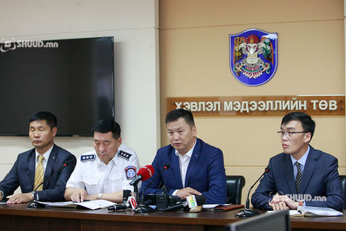 Хурдан морины уралдааны гараанаас бариа хүртэл камержуулна