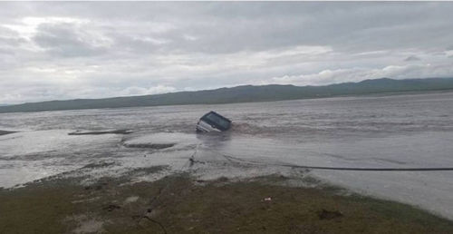 Жаргалант сумын ЗДТГ-ын ажилчид 10 хүний амь аварчээ