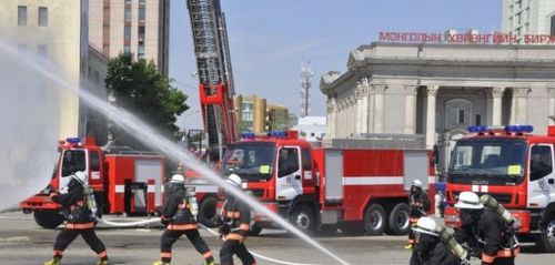 Онцгой байдлынхан 92 хүний амь насыг авран хамгаалжээ
