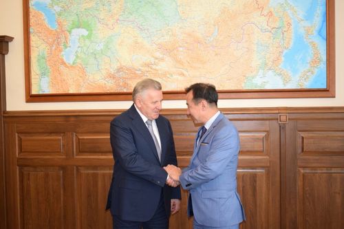 Д.Цогтбаатар ОХУ-ын Алс Дорнодын бүс нутагт айлчилж байна