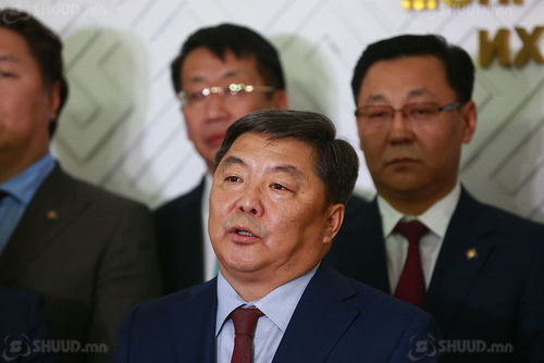Ашиг сонирхлын зөрчилтэй гишүүдийг санал хураалтад оролцуулахгүй байхыг шаардлаа