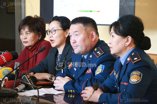 ЦУОШГ: 12 дугаар сарын 2-ноос хүйтэрч, хүчтэй шуурна