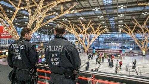 Германы нисэх буудлууд ТҮГШҮҮР зарлажээ