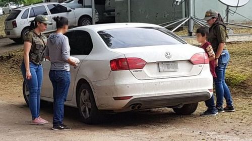 32 жилийн өмнө хулгайлагдсан охиныг аварчээ