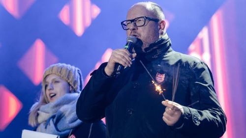 Хотын дарга хутгалуулж, хүнд гэмтжээ