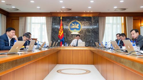 Бүтээн байгуулалтын ажлуудын явцыг танилцуулах үүрэг өглөө