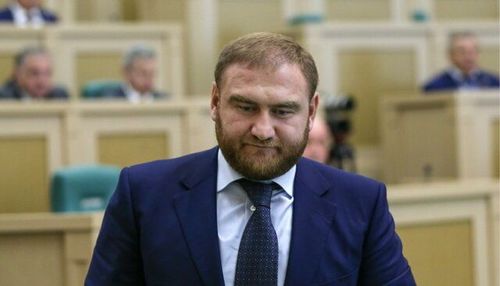 Оросын сенатор 1.5 сая рублиэр аллагын ЗАХИАЛГА өгчээ