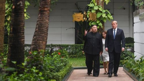 Трамп, Ким Чен Уныг ГАЙХАЛТАЙ УДИРДАГЧ хэмээн магтжээ
