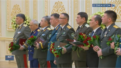 Ерөнхийлөгч хагас жилийн дотор ТАРГАН цагдаа нарыг ТУРАХ-ыг тушаав