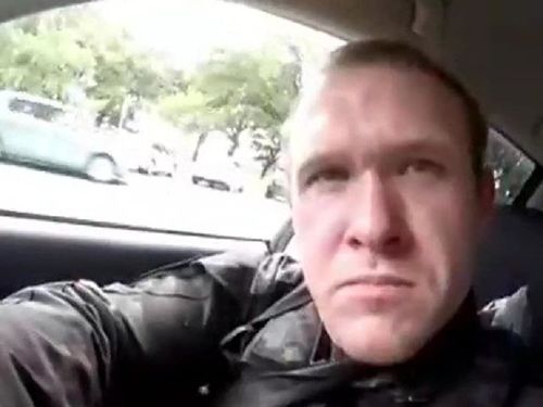 Австрали залуу халдлага үйлдэж, 30 гаруй хүнийг хөнөөжээ
