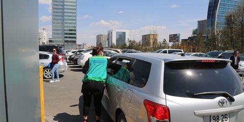 Төв талбайн авто зогсоол амралтын өдрүүдэд төлбөргүй үйлчилнэ