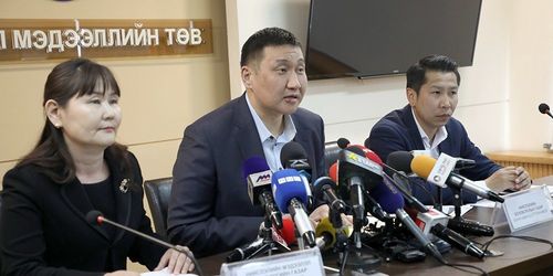 Чингэлтэй дүүргийн 15 сургууль нэгдүгээр ангид элсэгчдээ цахимаар бүртгэнэ
