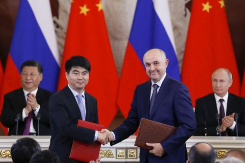 Huawei Оросын компанитай хамтарна 