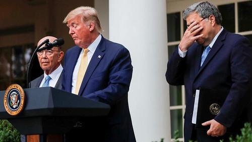 Трамп өөрийгөө суутан гээд өрсөлдөгчдөө доромжилжээ 