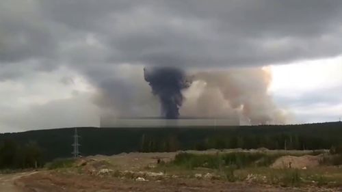 Видео: Зэвсгийн агуулахад дэлбэрэлт болжээ 