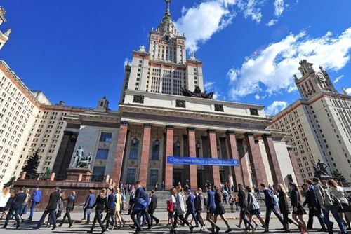 Хиймэл оюун ухаан оюутнуудын “хувь заяаг шийднэ” 
