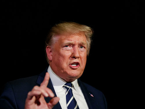 Трамп Оросоос болж “Их долоо”-той  “муудалцжээ”