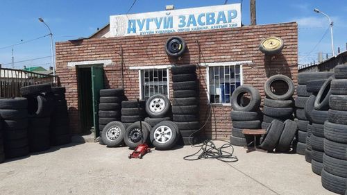 Дугуй засварын газруудад хяналт, шалгалт хийлээ