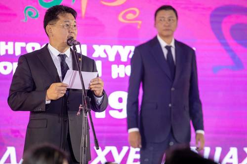 Ерөнхий сайд У.Хүрэлсүх хүүхдийн спортын VI наадмыг нээлээ