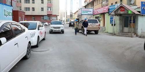 “Нэхмэлийн шар”-ын хороолол дунд зам тавилаа