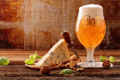 Германчууд “Oktoberfest” шар айрагны баяраа 186 дахь жилдээ тэмдэглэж байна
