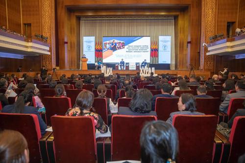 Эмч нарын VI их хурал амжилттай өндөрлөв