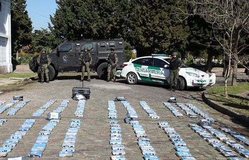 Орос-Аргентиныг дамнасан “12 бэрс” хэмээх ажиллагаа