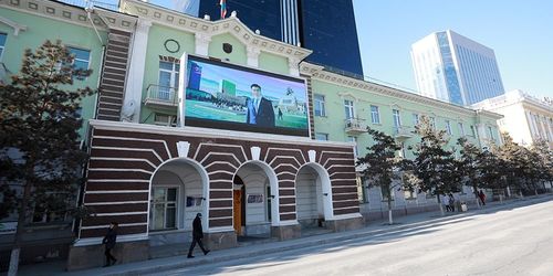 Хотын захиргааны лед дэлгэцээр мэдээ, мэдээлэл хүргэж эхэллээ